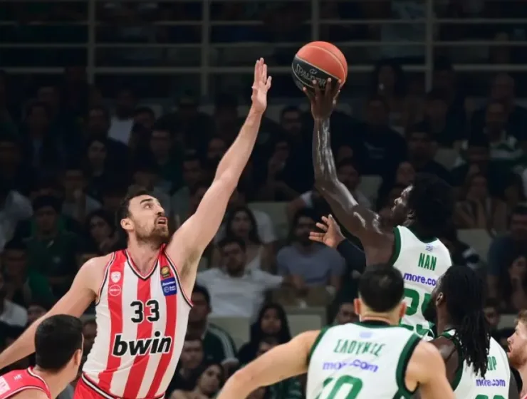 In a thrilling Basketball League showdown, Panathinaikos emerged victorious over Olympiacos with a score of 83-76