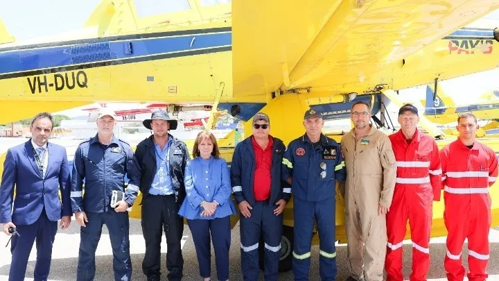 President Sakellaropoulou met with the crews of Australian firefighting Air Tractor aircraft at Demokritos Airport in Alexandroupolis. Here are the highlights of her schedule during the visit: