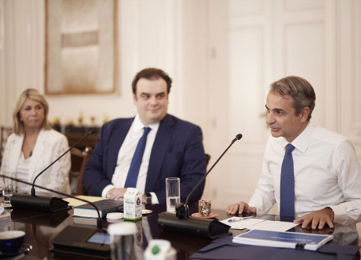 "Mobile Phones Should Not Have a Place in Schools": Greek Prime Minister Outlines 11 Changes for the New School Year