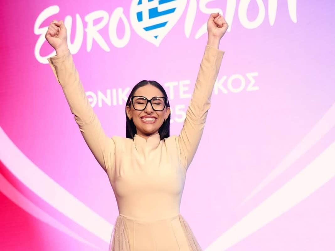 Klavidia, Greece's Eurovision representative, faces criticism from Turkey over alleged political themes in her song "Asteromáta." She clarifies it is a universal breakup song and not politically charged, amidst a brewing controversy involving Turkey's public broadcaster, TRT.