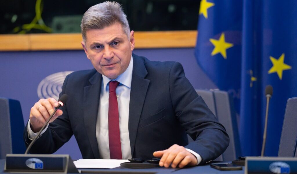 MEP Nikolas Farantouris defense