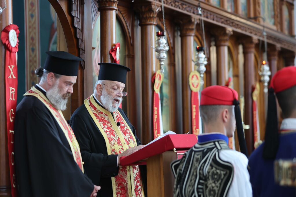 reek Presidential Guard, the renowned Evzones, visited St Spyridon Greek Orthodox College in Kingsford, Sydney.