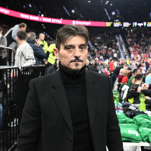 The Greek Basket League Finals will resume after talks between Deputy Sports Minister Giannis Vroutsis and the owners of Panathinaikos and Olympiacos, with a key agreement barring owners from attending games in each other’s arenas. Game 3 is set for June 6 at OAKA.