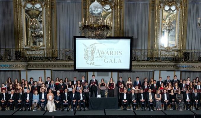 PanHellenic-Scholarship-Gala-recipients_EliosPhotography©2025-4. Image of scholarship recipients.