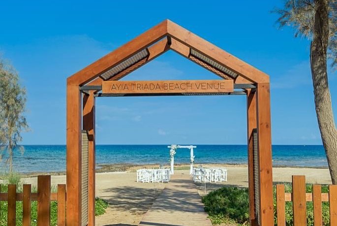 Introducing our newly renovated beach ceremony venue - Ayia Triada Beach. 👰🏼‍♀️🤵🏼‍♂️