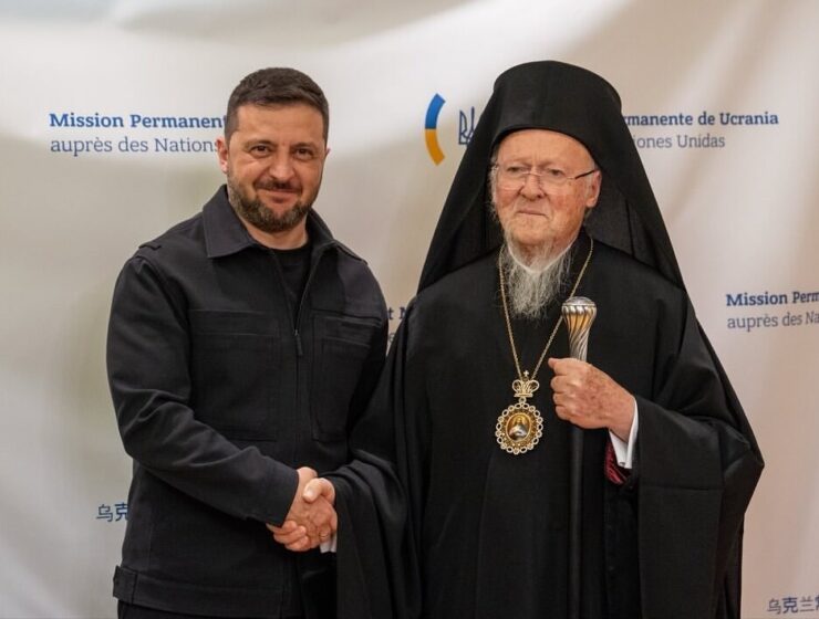 Ecumenical Patriarch Bartholomew met with Ukrainian President Volodymyr Zelenskyy in New York, reaffirming the Orthodox Church’s support for Ukraine amid Russia’s ongoing war. Patriarch Bartholomew presented a book on Ukraine and expressed hope for a victorious peace.