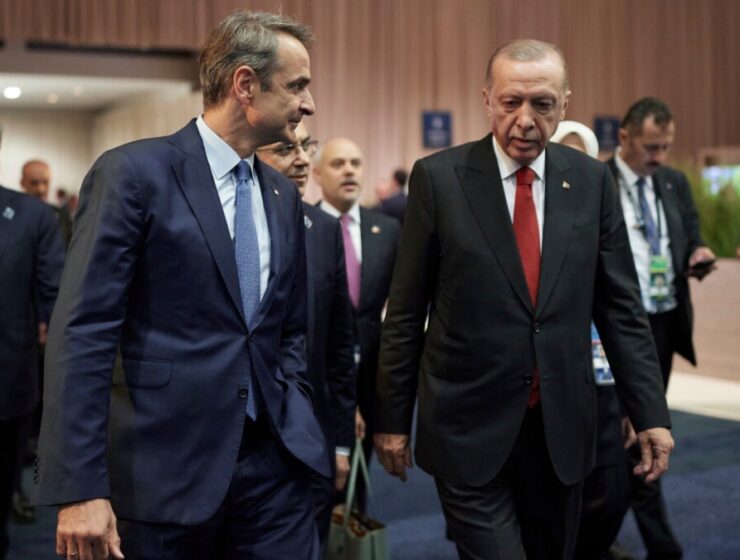 The scheduled meeting between Kyriakos Mitsotakis and Recep Tayyip Erdogan in New York has been postponed, after Ankara accused Athens of announcing it prematurely.