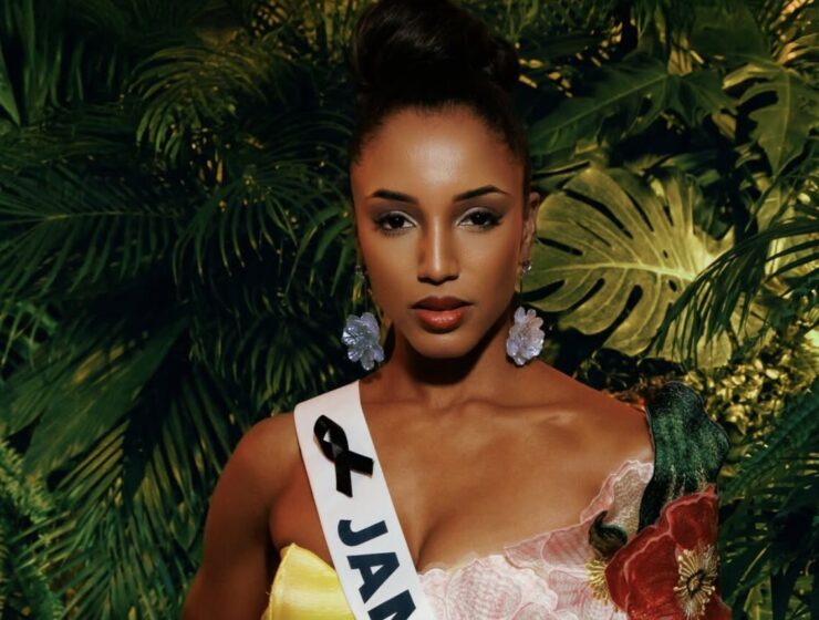 Miss Universe contestant falls off stage, rushed to hospital during pageant