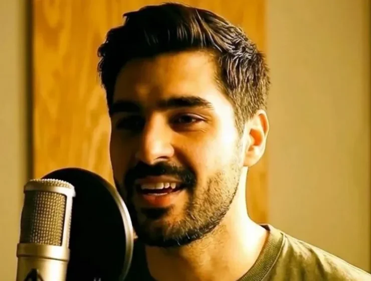 Yannis Maderfakis has become the first AI-generated folk singer in Greece, releasing his debut track “Tha Me Theleis Piso.” While real creators wrote and produced the song, the performance is entirely delivered by artificial intelligence. Another AI singer, Achilleas Delfos, is also set to debut his first single in early December.
