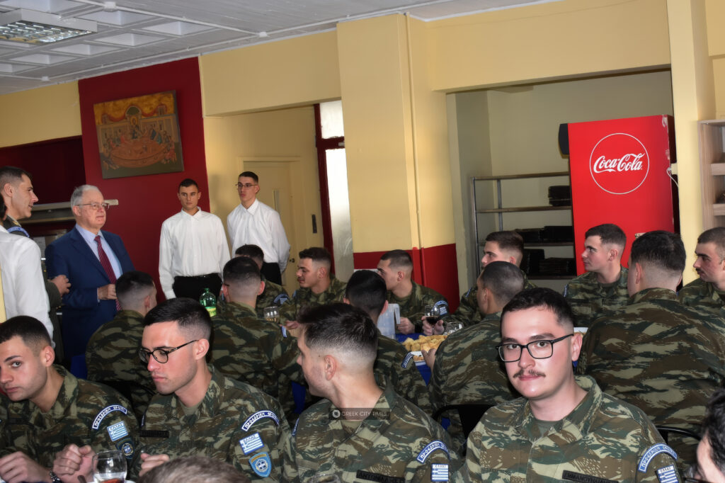 Sunday changing of the guard Greek Presidential Guard Evzones