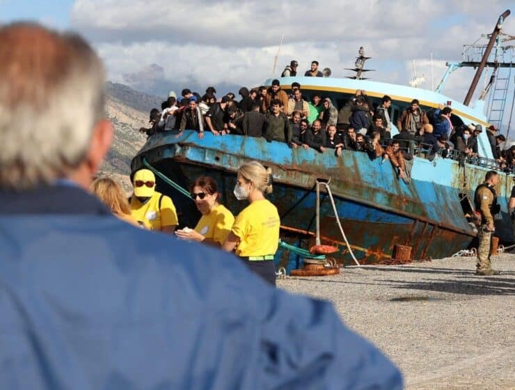 illegal immigrants greece plevris