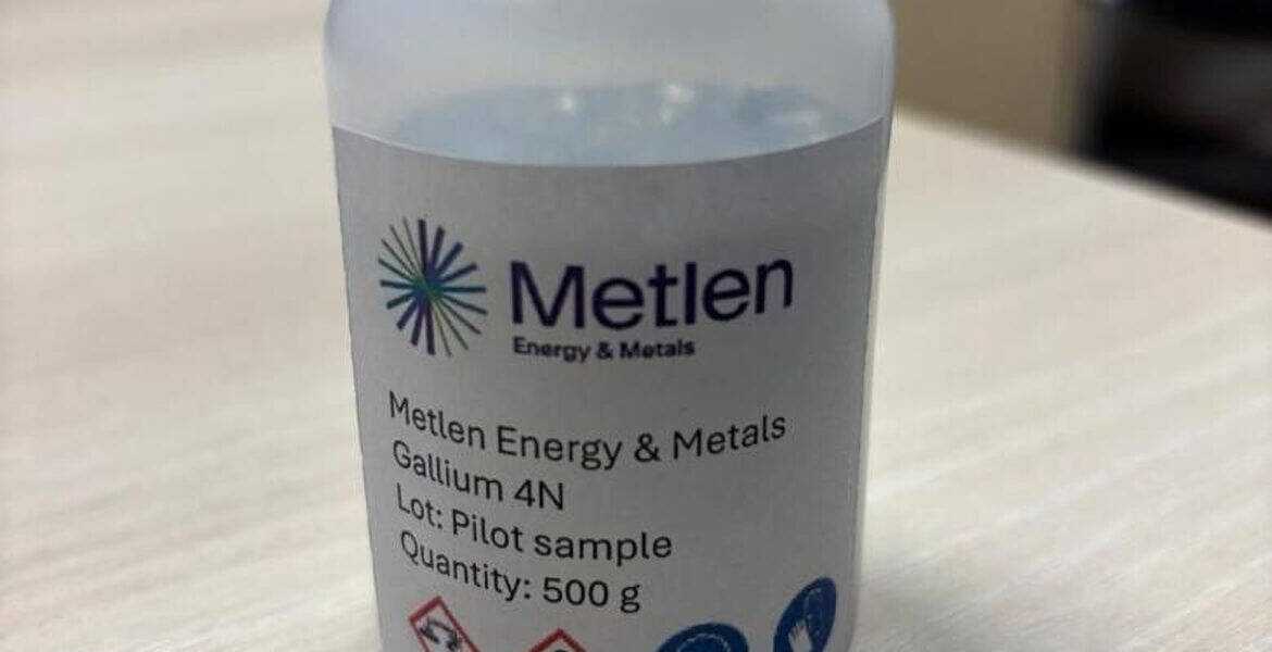 "the first standardized package of Gallium, weighing 500 grams"