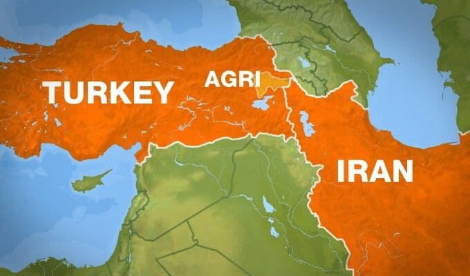 Turkey Prepares for Possible US Strike on Iran, Eyes Border Action to Block Refugee Influx – Bloomberg