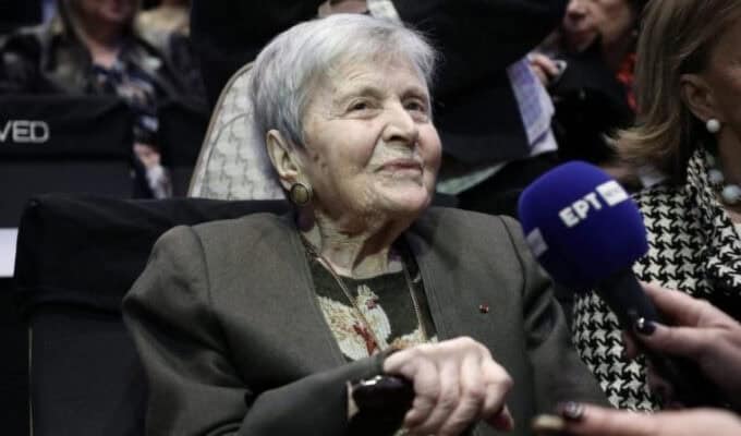 Hélène Glykatzi-Ahrweiler speaking, related to obituary