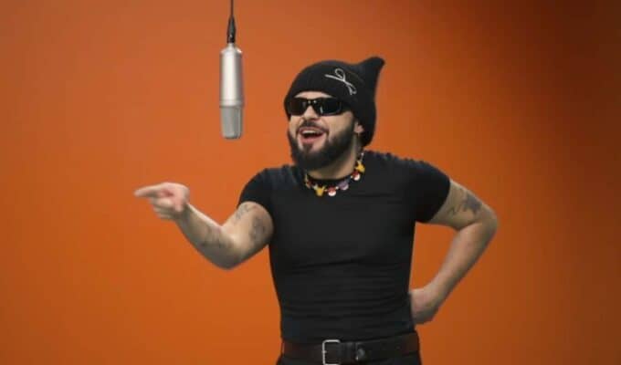 Akylas is the big winner of the Greek Eurovision final with "Ferto"