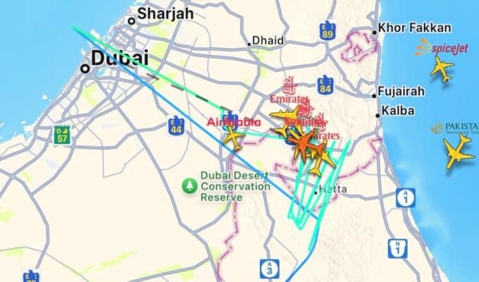 Breaking: Emirates Flights Abort Landings at Dubai Amid Smoke